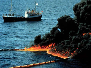 Illustration for article titled How to Fix the BP-Halliburton Louisiana Oil Disaster—Kind Of